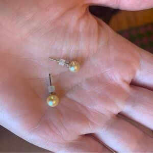 Natural pearl earrings from India